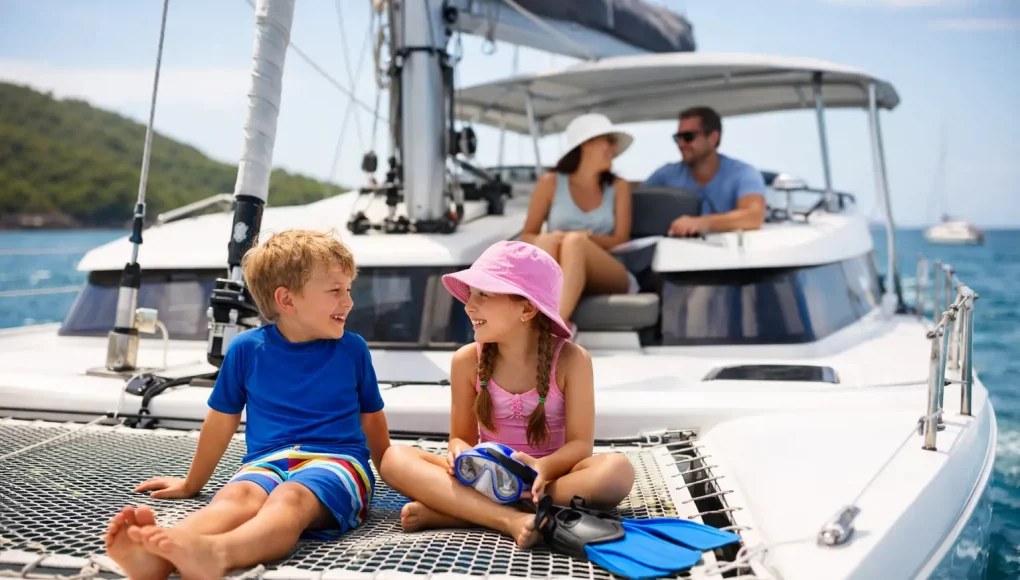 Peut-on partir avec enfants en catamaran ?
