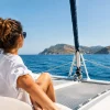 Faut-il une expérience nautique pour louer un catamaran ?